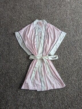 Exclusive NWT Victoria's Secret 2013 Fashion Show Runway Backstage Satin Robe